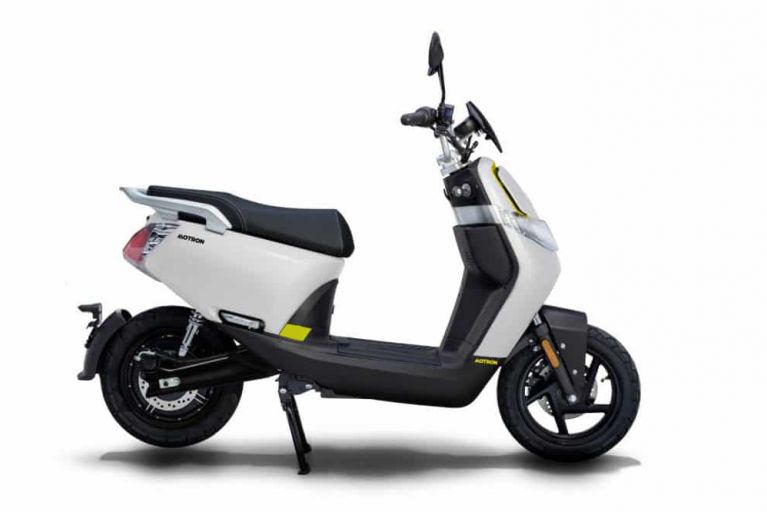 SCOOTER ELECTRIQUE WHIZZ